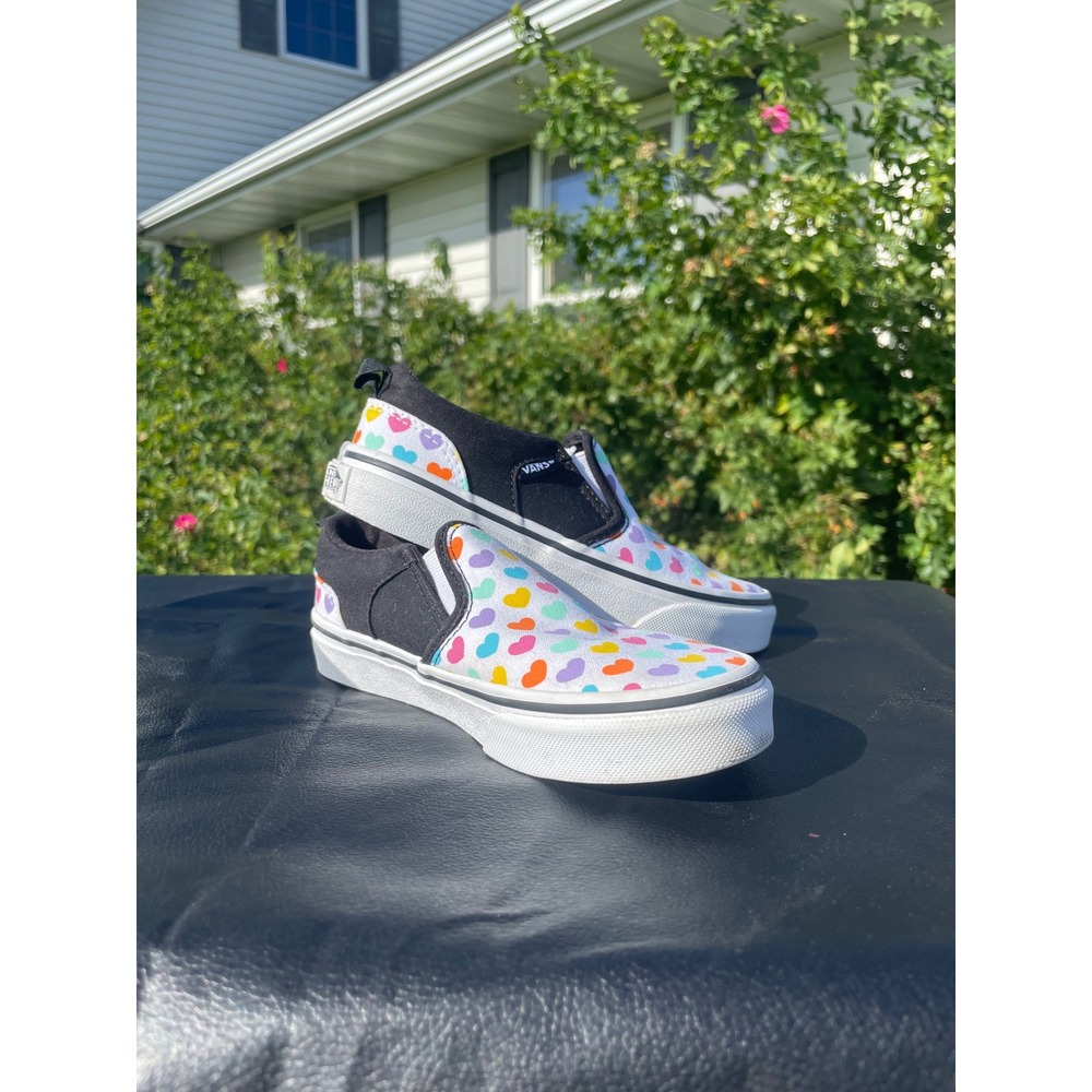 Vans Slip-On Hearts Black White Multi Girls Size 1.0 Low Top Sneakers 500714
